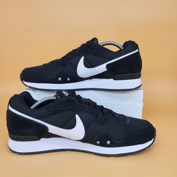 New Nike Venture Runner Men's Running Shoes Size 10 - Picture 6 of 8